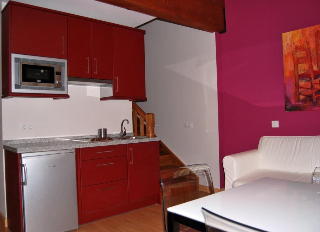 Apartamentos Plaza Mayor リャネス 部屋 写真