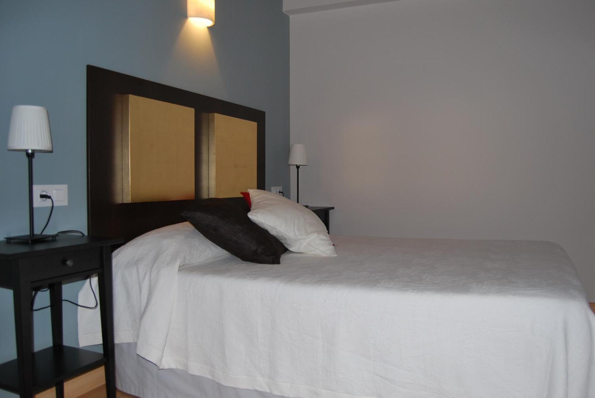 Apartamentos Plaza Mayor リャネス エクステリア 写真